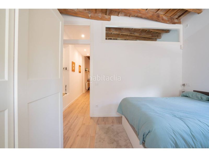 Foto ea16a6dd-ebfc-465e-8878-6c92ebd904c8. Dúplex  en venta en Centre Vic