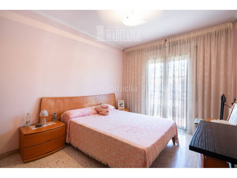 Foto c3adb469-5624-48ec-87b9-62b18f04d9b7. Casa amb calefacció aparcament a Manlleu