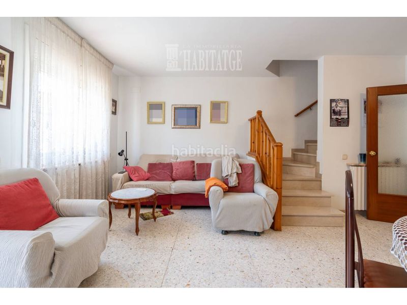 Foto f6ebd30a-e073-4b5d-b332-9418368a6523. Casa amb calefacció aparcament a Manlleu