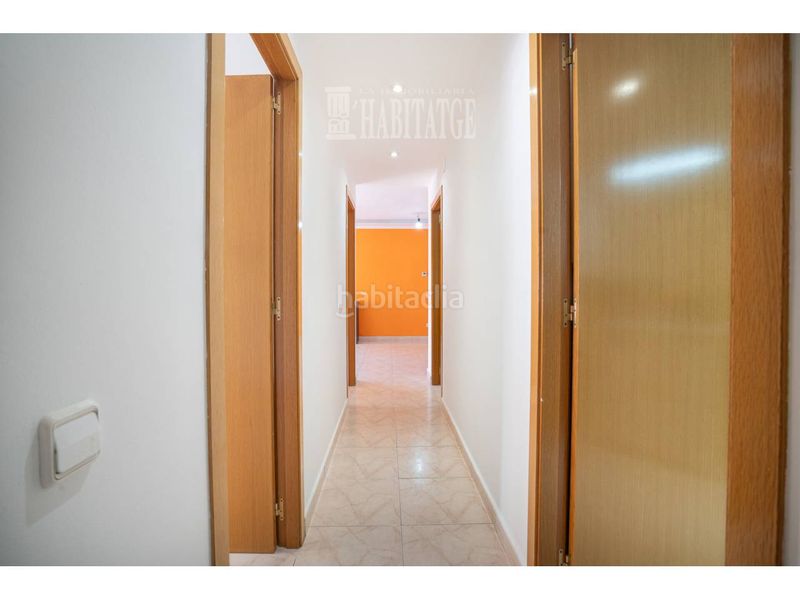 Foto 12f76bba-ae48-4f6a-be56-e639747c18a5. Pis amb calefacció aparcament a Manlleu