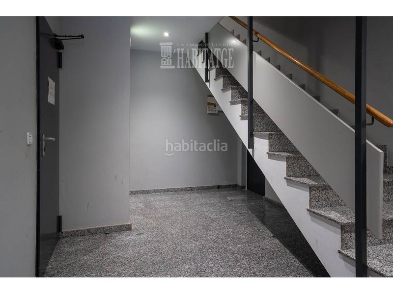 Foto 8ef5863e-f58c-4024-a5b4-7090cee8972f. Pis amb calefacció aparcament a Manlleu