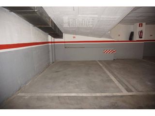 Parking coche  Calle san sebastián. Párking en venta en vic