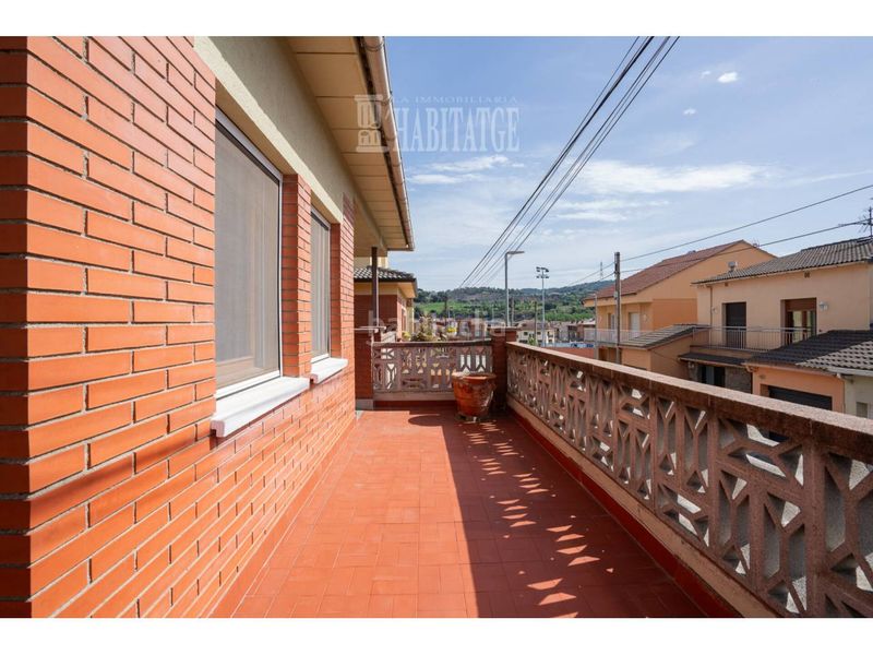 Foto ce3058c4-0048-4bdf-8d51-78f18538dad4. Casa amb calefacció aparcament a Centelles