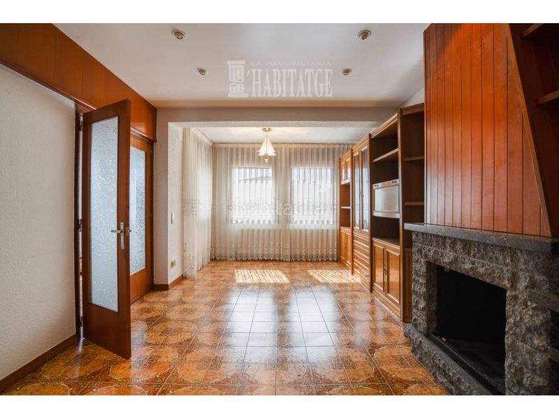 Foto ec254d50-4124-4f3a-8a61-aa38b94d178d. Casa amb calefacció aparcament a Centelles