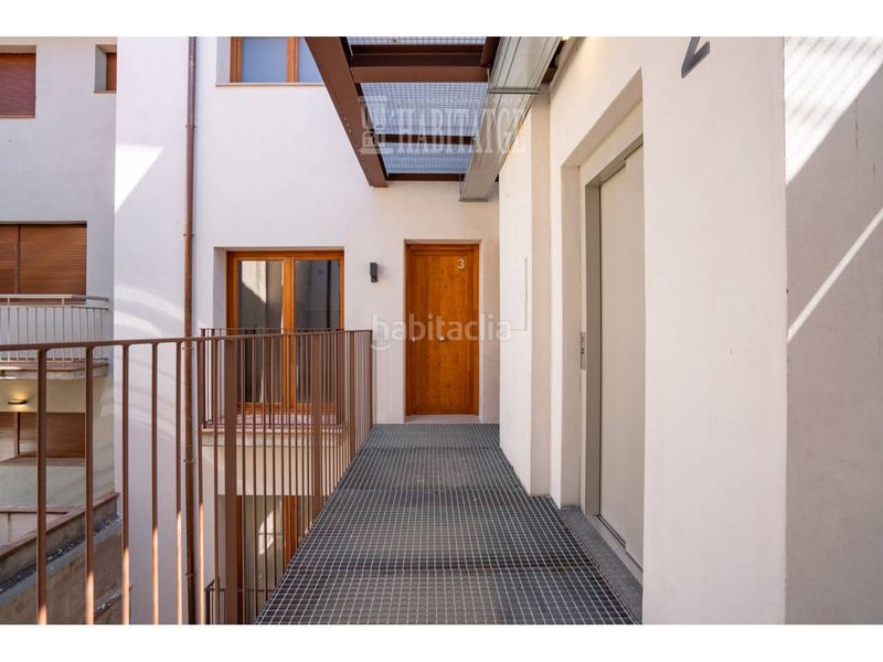 Foto c61eae1e-96a3-4bf0-a805-7778628d0a7c. Dúplex amb calefacció a Nord Vic