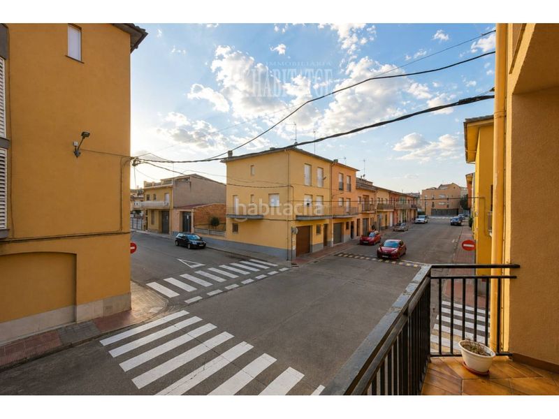 Foto 5fb501ae-fa3b-4ad6-8a4c-001d2307a147. Casa amb calefacció aparcament a Manlleu