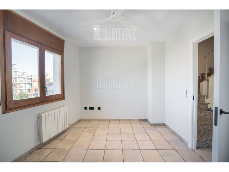 Foto 1c51298f-f59c-47c3-a290-2890d34d6396. Casa amb calefacció aparcament a Nord Vic