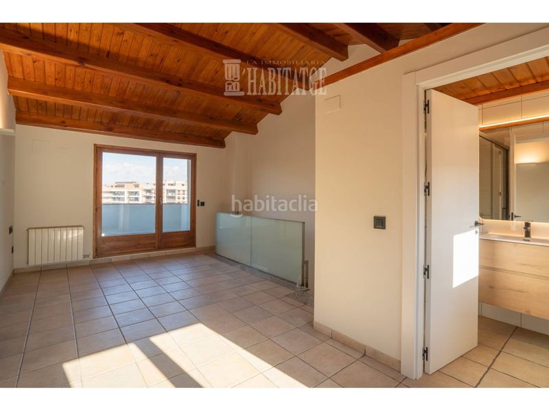 Foto 62772aee-963e-4c52-a023-4d48186c9c33. Casa amb calefacció aparcament a Nord Vic