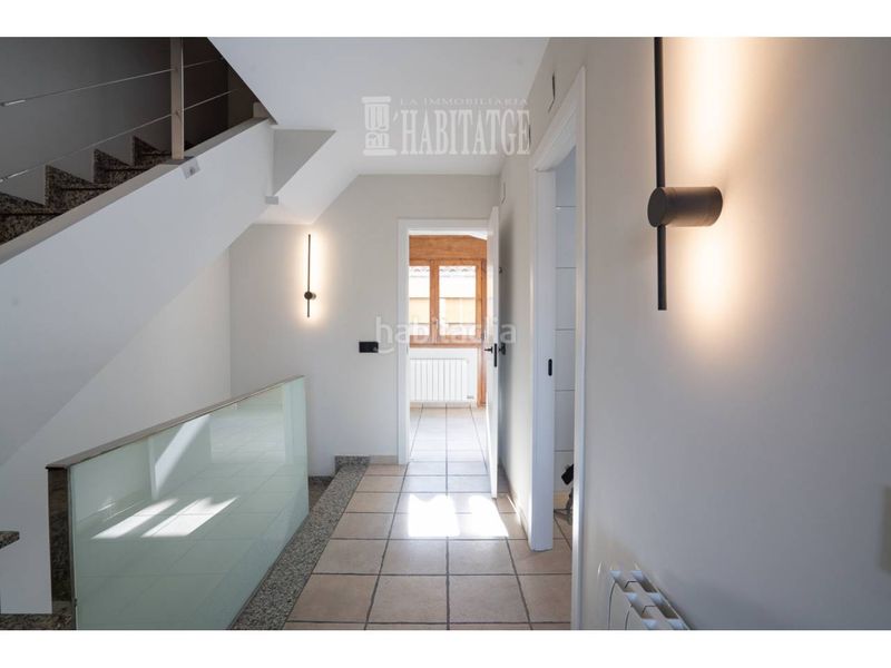 Foto 88eec989-a88b-4763-80d8-9b6bc3c2e350. Casa amb calefacció aparcament a Nord Vic