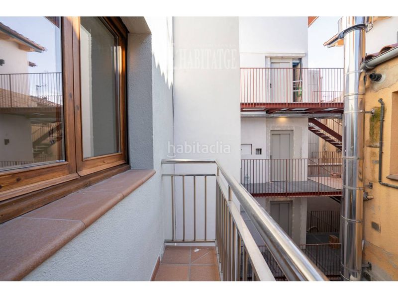 Foto a3d8a9ad-d9b7-4adf-bbe5-3c676a3938d8. Casa amb calefacció aparcament a Nord Vic