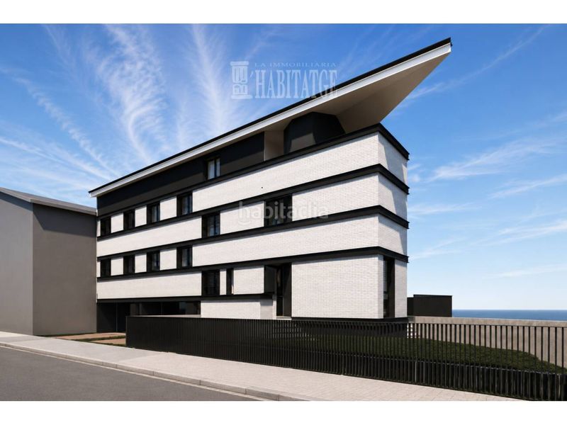 Foto 9d744405-b86c-4eec-b3d4-c7b8e9ead43d. Casa amb aparcament a Tona