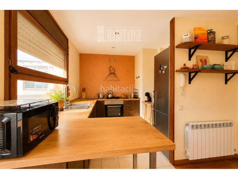 Foto a33ad3e3-10d6-4a21-b986-46505717e55f. Pis amb calefacció aparcament a Remei-La Guixa Vic