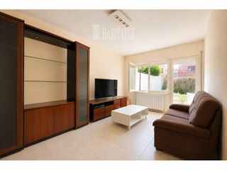 House in Estadi-Santa Anna. Casa en venta en vic