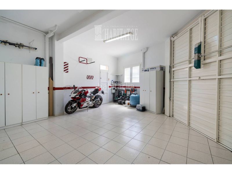 Foto 4ea66bb2-614e-4892-a91b-073103755289. Casa amb calefacció aparcament piscina a Torelló