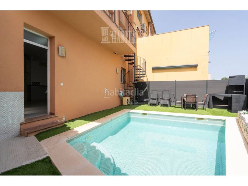 Foto 75ba5eda-3d48-45df-ae58-515ab8367133. Casa amb calefacció aparcament piscina a Torelló