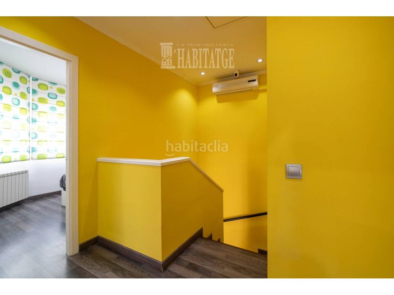 Foto 7a0246d9-10c7-41ed-abf2-4cd889169798. Casa amb calefacció aparcament piscina a Torelló