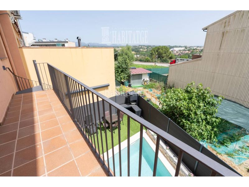 Foto bbd11083-f855-4a40-bed6-802a85d349c5. Casa amb calefacció aparcament piscina a Torelló