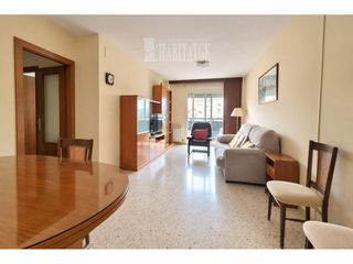 Pis  Paseo font dels frares. Piso en venta en vic