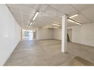 Local Comercial a Calle Candi Bayes