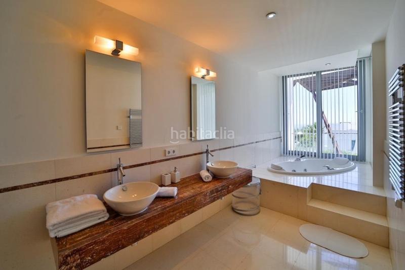 Foto 56955231-aa9f-40bc-81d1-47bfd34f9656. Lloguer casa amb aparcament piscina a Sierra Blanca Marbella