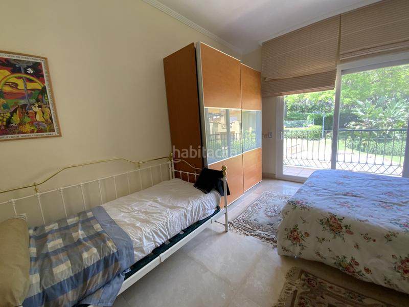 Foto c0ba1742-2b4f-4f26-ae86-0c7740f10ecd. Appartement mit parking pool in Río Real Marbella