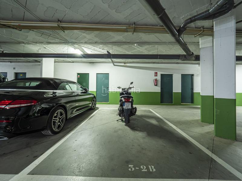 Foto ac2c6b8d-a5f5-41f1-8e81-61ed0a6a5a12. Piccolo appartamento con parcheggio piscina in Puerto Banús Marbella