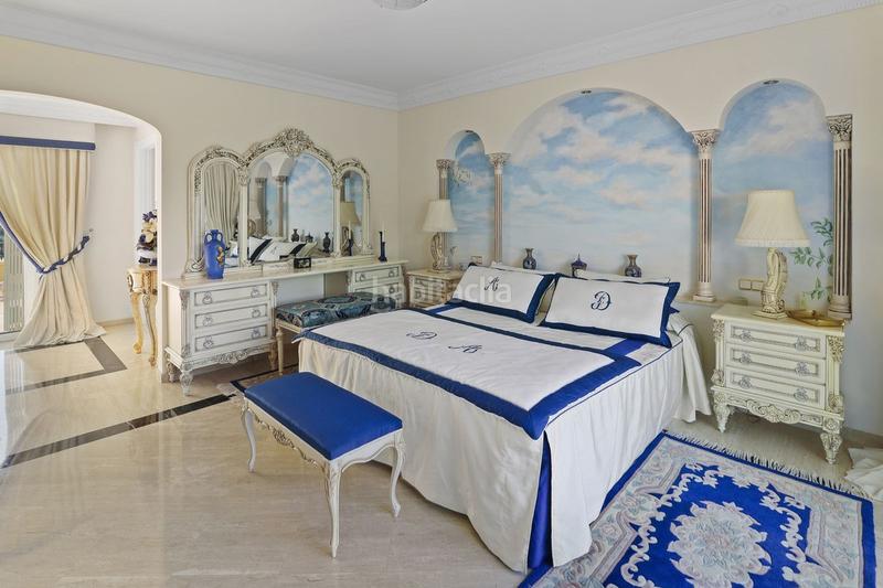 Foto 28c7ffde-9e1a-4168-a865-c84f0648df1a. Casa en Paraiso - Barronal Estepona