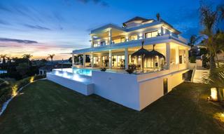 Casa in Los Flamingos. Opulenta villa en venta en los flamingos