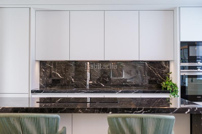 Foto 231510db-dc05-4bd5-8ca7-d89d958d7d81. Haus mit heizung parking pool in Nueva Andalucía centro Marbella