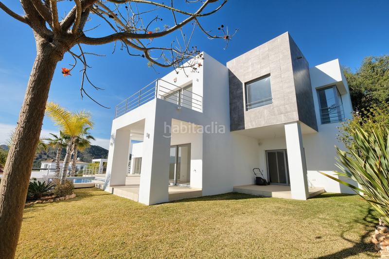 Foto b0b07b3a-3f97-4f24-b493-69c68daf9763. Casa chalet moderno en venta en benahavis en los arqueros - puerto del almendro Benahavís