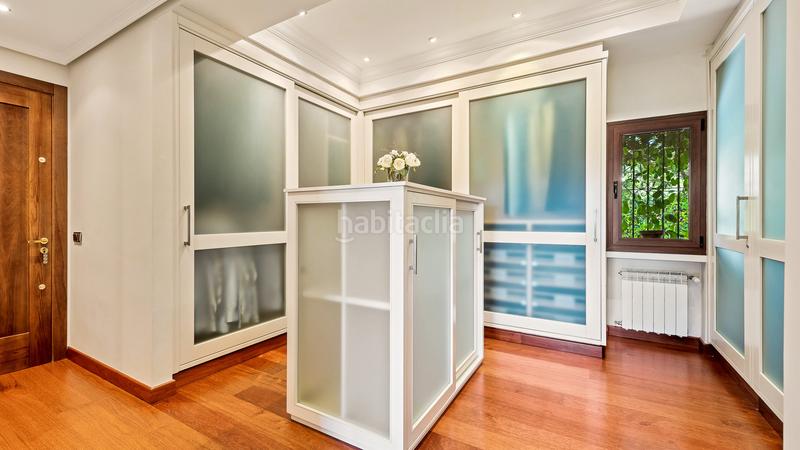 Foto a6c72b8f-c1f7-4973-812f-da3127732e75. Casa amb aparcament piscina a Nueva Andalucía centro Marbella