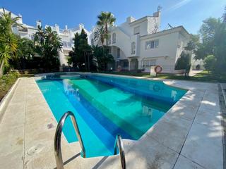 Apartment in Nagüeles Alto. Apartamento en venta en nageles, marbella