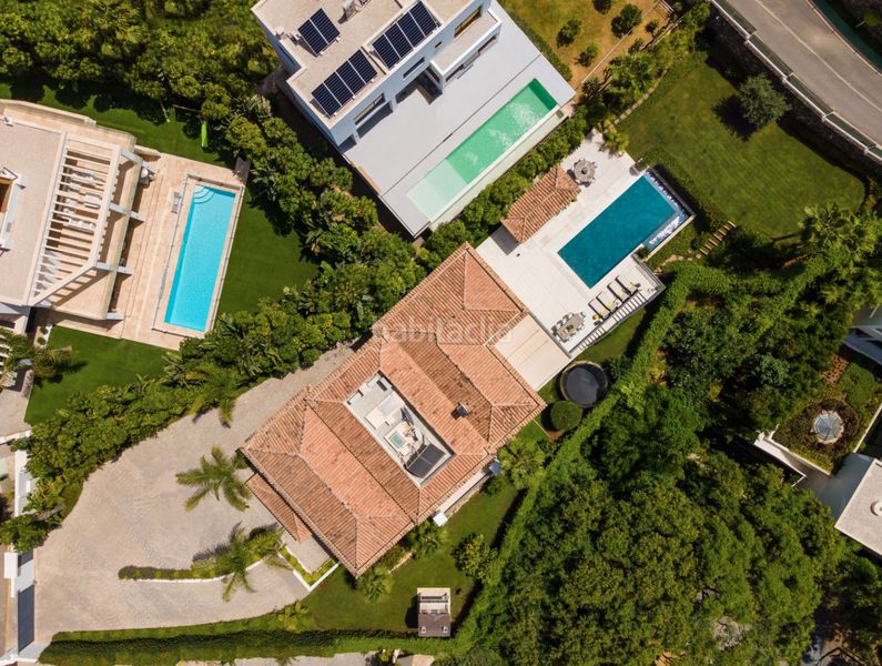 Foto 91c717e2-373f-421e-b967-955f7d18cb81. Casa amb aparcament piscina a La Quinta Benahavís