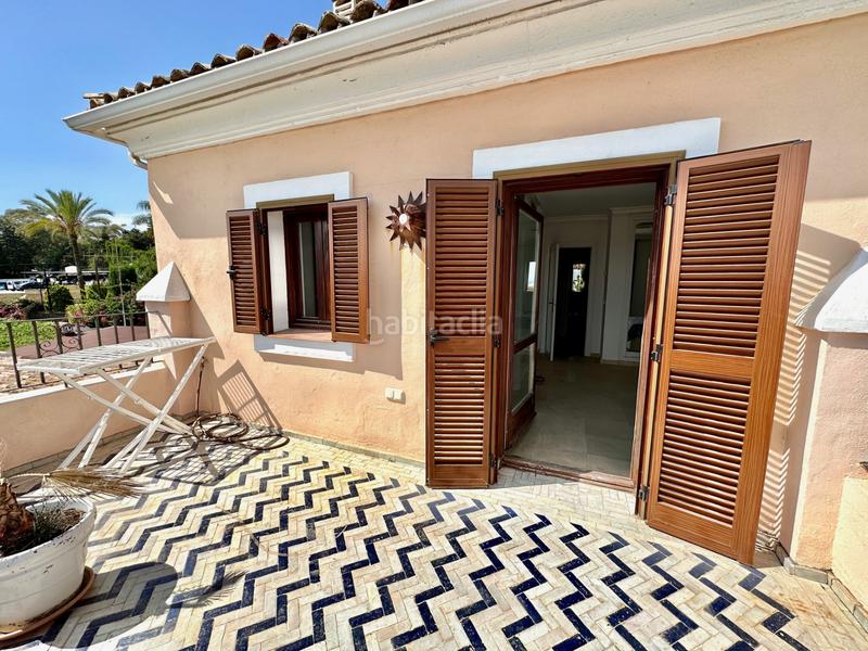 Foto b359a439-7a21-4db5-b5d6-461a8e63b4c3. Casa aparellada a n/a a La Carolina - Guadalpín Marbella