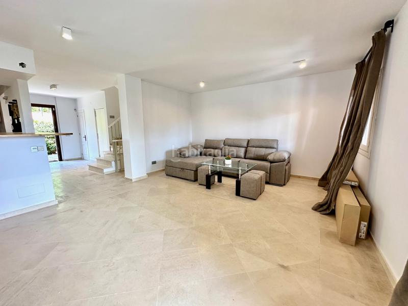 Foto 6acce371-b253-4fa1-bd20-abb7dfc3521e. Casa pareada en n/a en La Carolina - Guadalpín Marbella