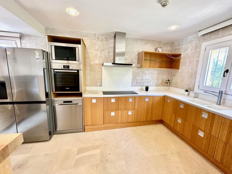 Foto 5f066396-a2dc-44cc-8270-fdfb1dcdf93c. Maison jumelée dans n/a dans La Carolina - Guadalpín Marbella