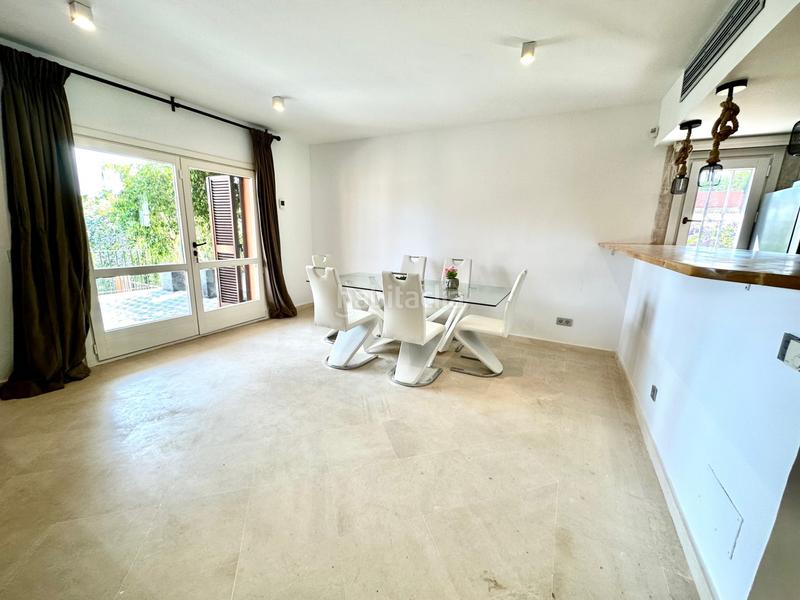 Foto 7c636120-d29d-42cf-9cbb-a29c82ca8427. Maison jumelée dans n/a dans La Carolina - Guadalpín Marbella