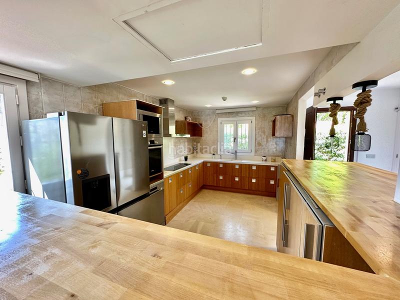 Foto 9f18b5f0-864b-4e8a-b873-2666ad9df41c. Maison jumelée dans n/a dans La Carolina - Guadalpín Marbella