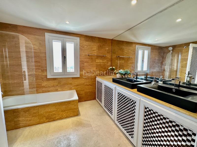 Foto d9eed666-e59e-4311-856c-6f17cb277892. Maison jumelée dans n/a dans La Carolina - Guadalpín Marbella