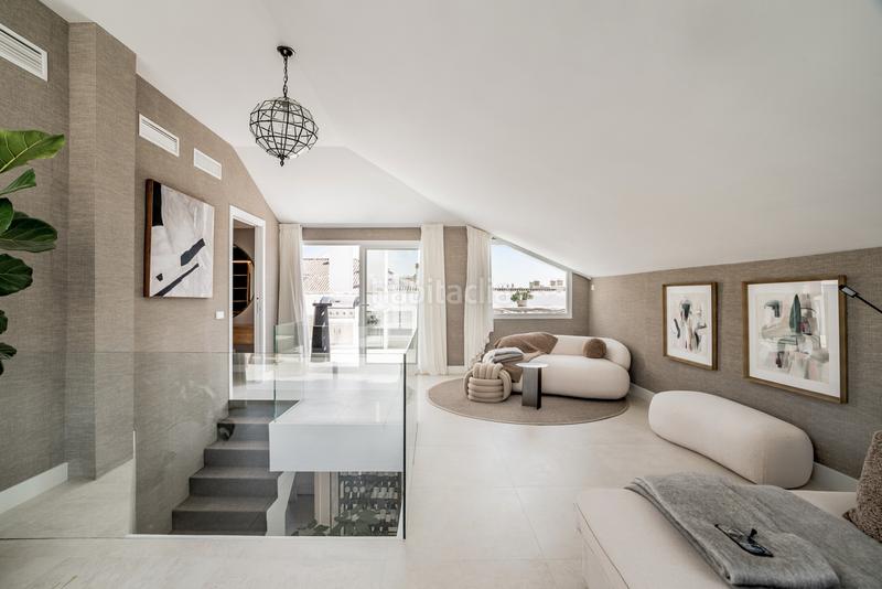 Foto 49b01066-1038-4bb7-90d2-700e99bad26a. Attique avec parking piscine dans La Carolina - Guadalpín Marbella