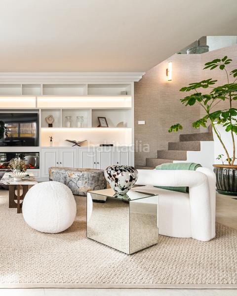 Foto 4c8605e3-24d6-454b-a8ed-17ba1e8e2f2b. Attique avec parking piscine dans La Carolina - Guadalpín Marbella