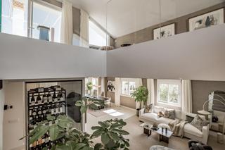 Attique à La Carolina - Guadalpín. Elegante ático dúplex en venta en el golden mile