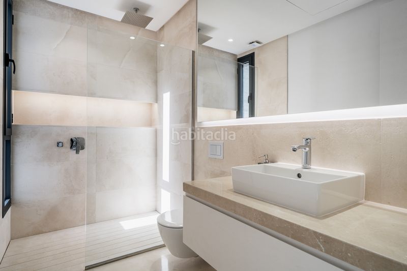 Foto 394635c0-1a29-41ec-bd92-d2da3d46c6bf. Casa amb aparcament piscina a Nueva Atalaya Estepona