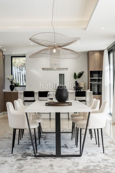 Foto 444b372b-7623-4529-a16b-f61e8f9eb02c. Casa amb aparcament piscina a Nueva Atalaya Estepona