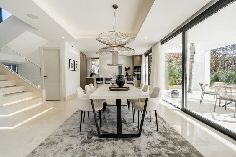 Foto 553f4f6a-7a29-4354-871e-488a33862cf3. Casa amb aparcament piscina a Nueva Atalaya Estepona