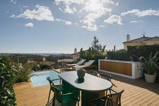 Planta baja en Los Naranjos. Espléndido apartamento en planta baja en venta en nueva andalucí