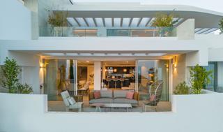 Triplex à Ojén. Atico triple de lujo con vistas panoramicas en venta en palo alt