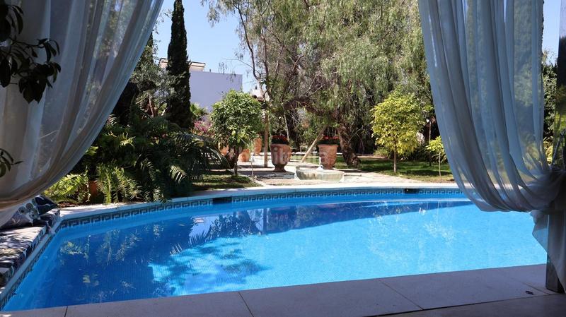 Foto abf37c79-3e02-4ee7-ab7d-f1af16d60b8c. Casa con parcheggio piscina in La Carolina - Guadalpín Marbella