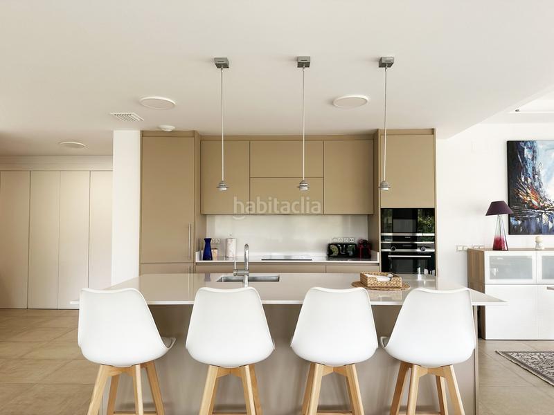 Foto 230c8e54-e9af-4ca1-bc1a-3b04f8bbd97a. Apartamento  de diseño en venta en campanario hills en Estepona