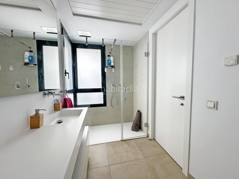 Foto ebd13d3e-a182-4fb4-bc77-0d9bde27d499. Apartamento  de diseño en venta en campanario hills en Estepona